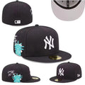 New York Yankees Fitted Hat with Statue of Liberty Embroidery – Black