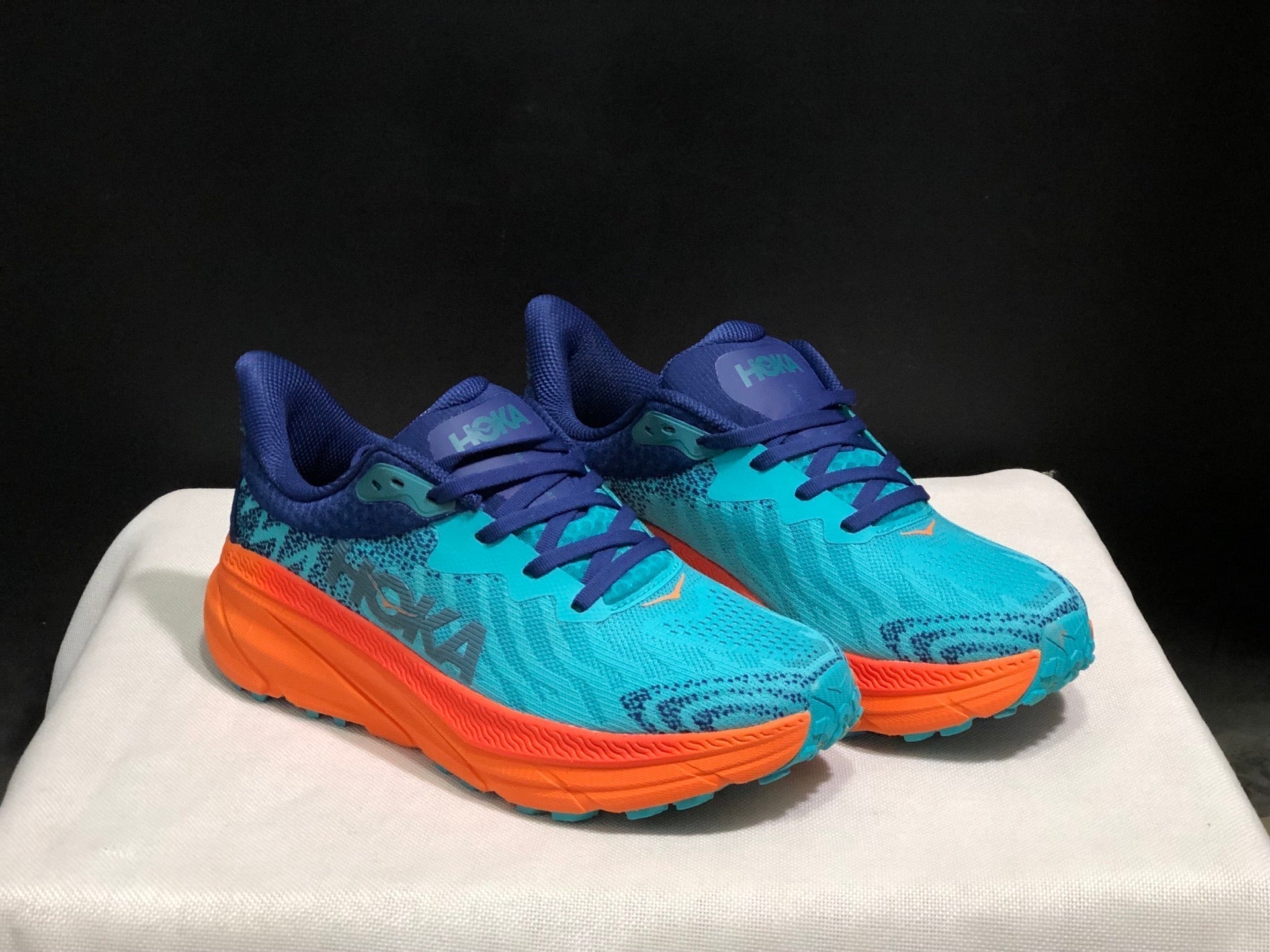 HOKA ONE ONE Challenger 7