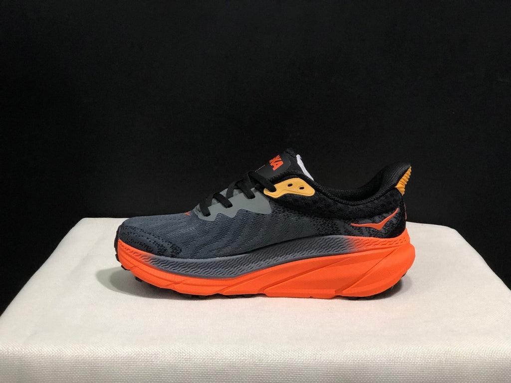 HOKA ONE ONE Challenger 7